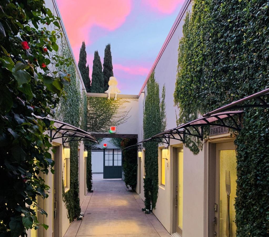 R Inn Napa Buitenkant foto