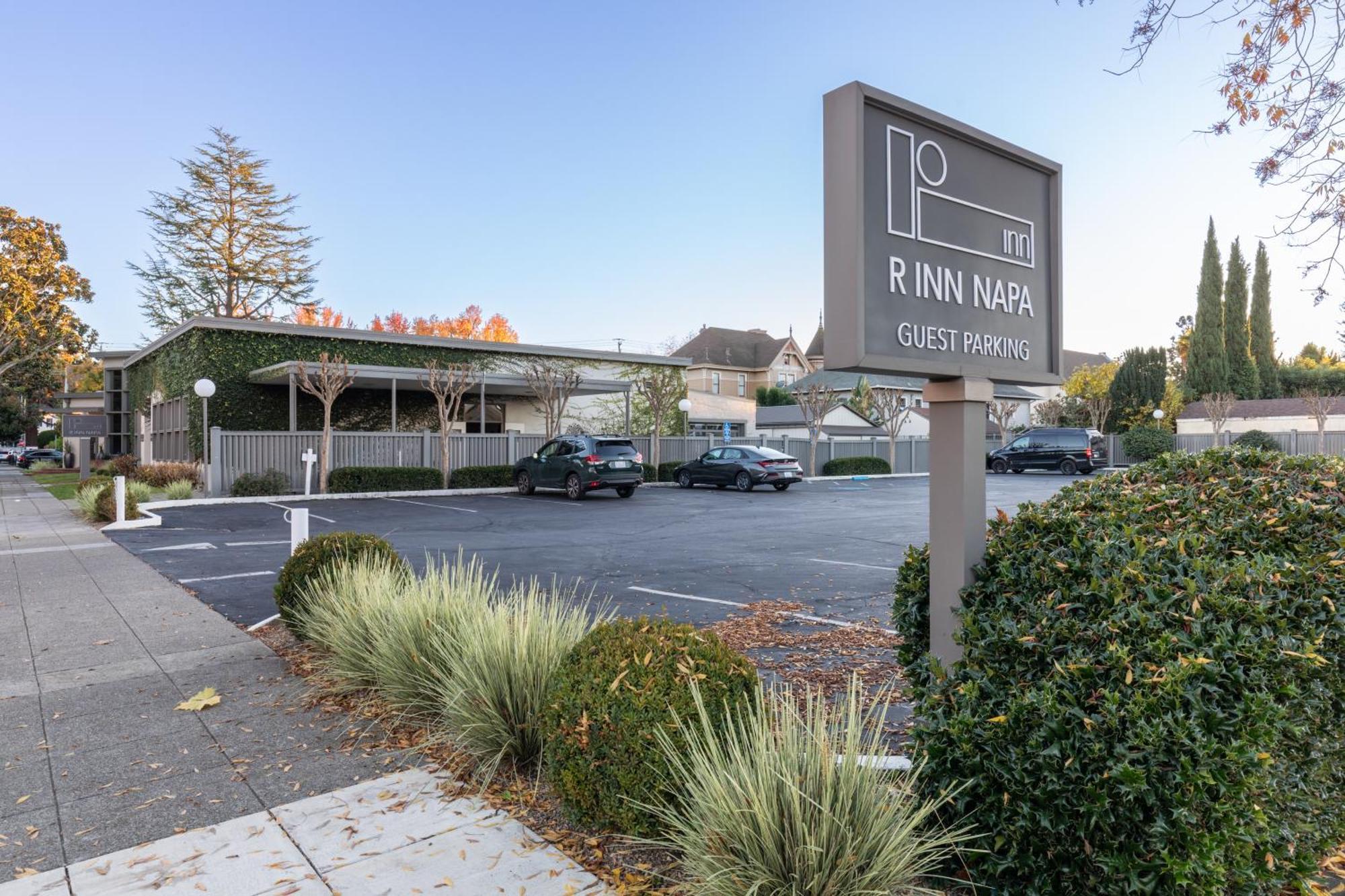 R Inn Napa Buitenkant foto